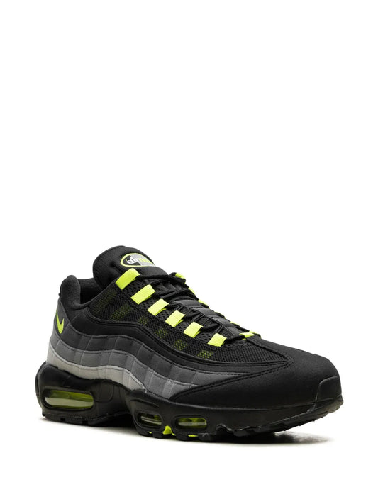 Nike Air Max 95 "Black Neon"